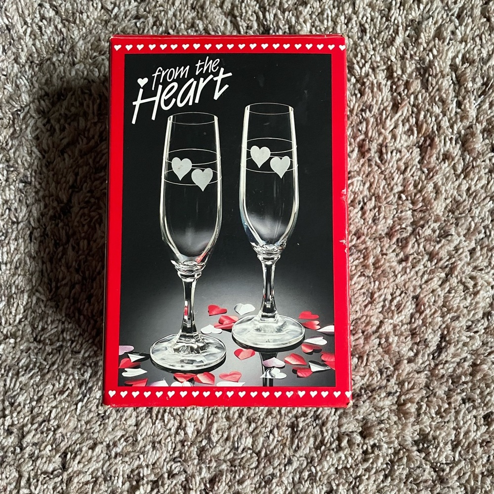 Vintage set of 2, blown German crystal 7 oz. Flute glasses with heart design